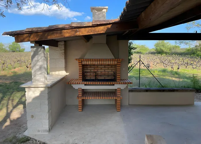 - La Magnanerie Apartman Le Garn